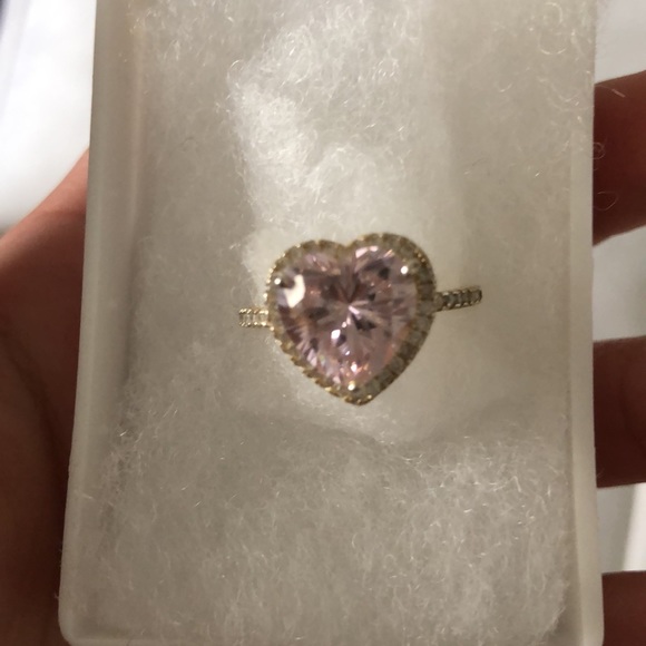 Pink heart ring - Picture 2 of 6
